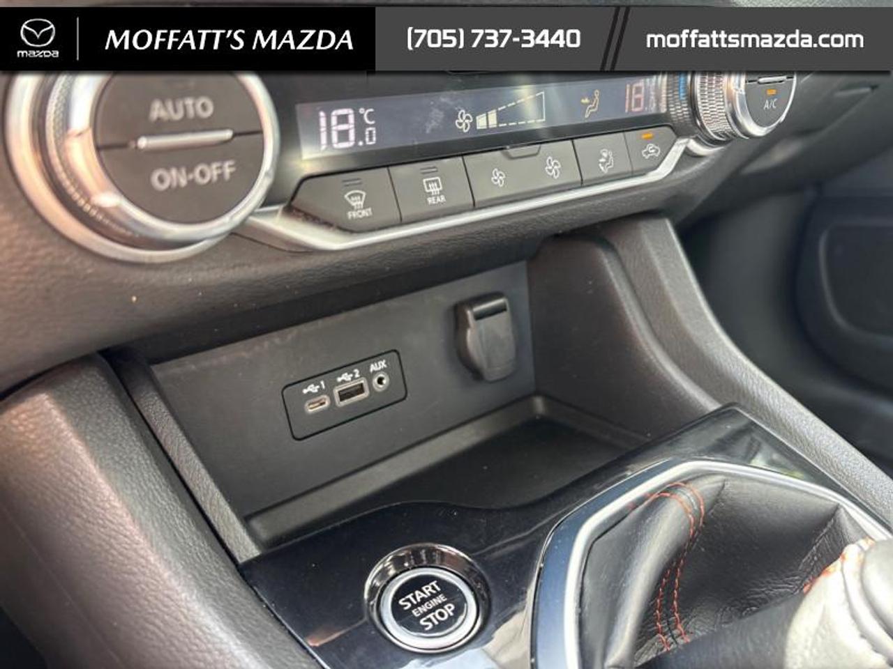 2024 Nissan Sentra SR Photo