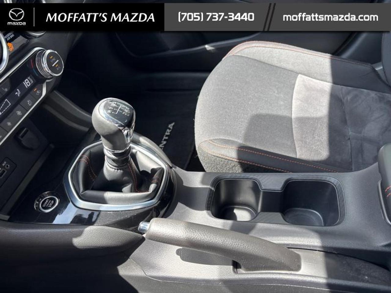 2024 Nissan Sentra SR Photo