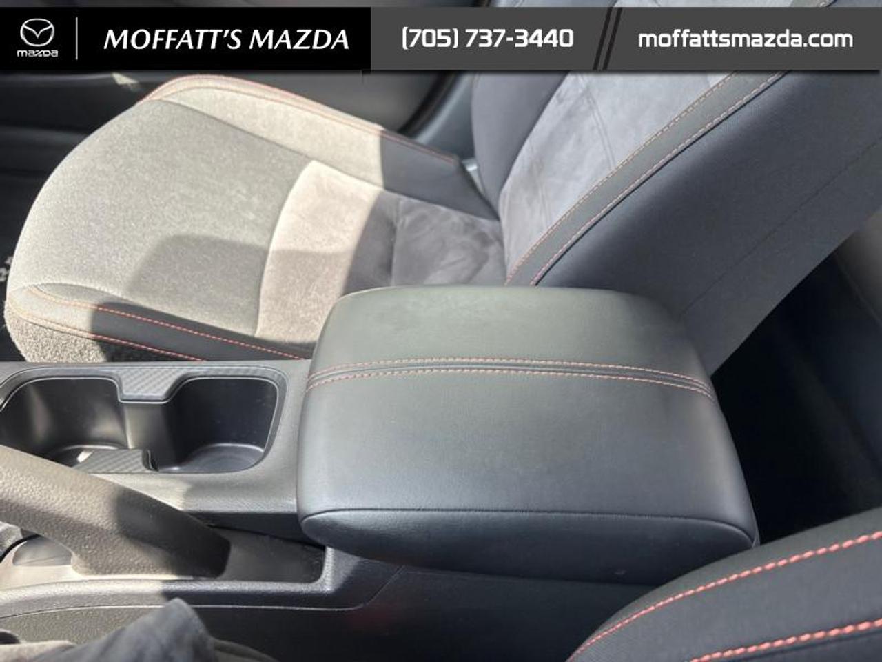 2024 Nissan Sentra SR Photo