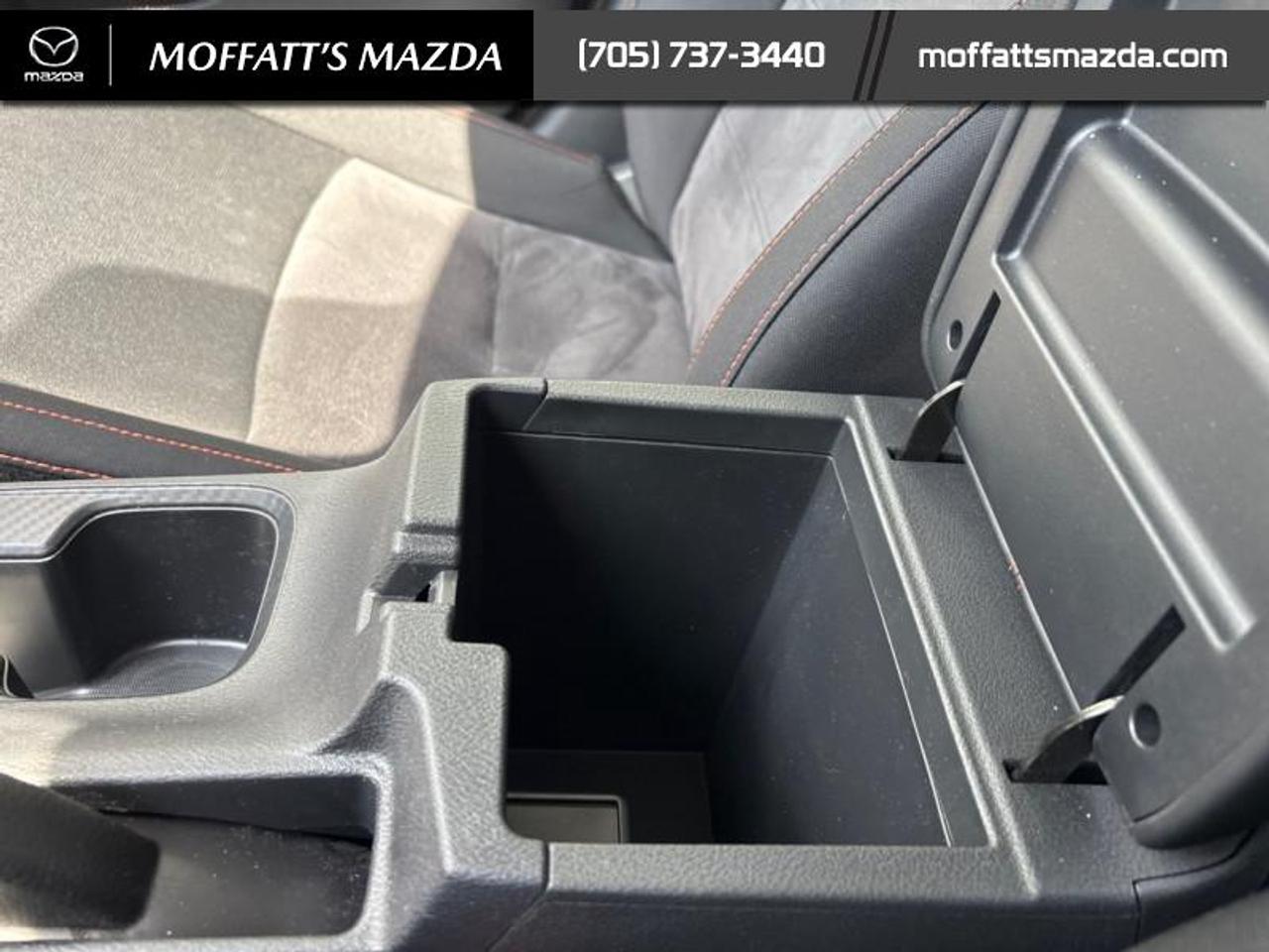2024 Nissan Sentra SR Photo