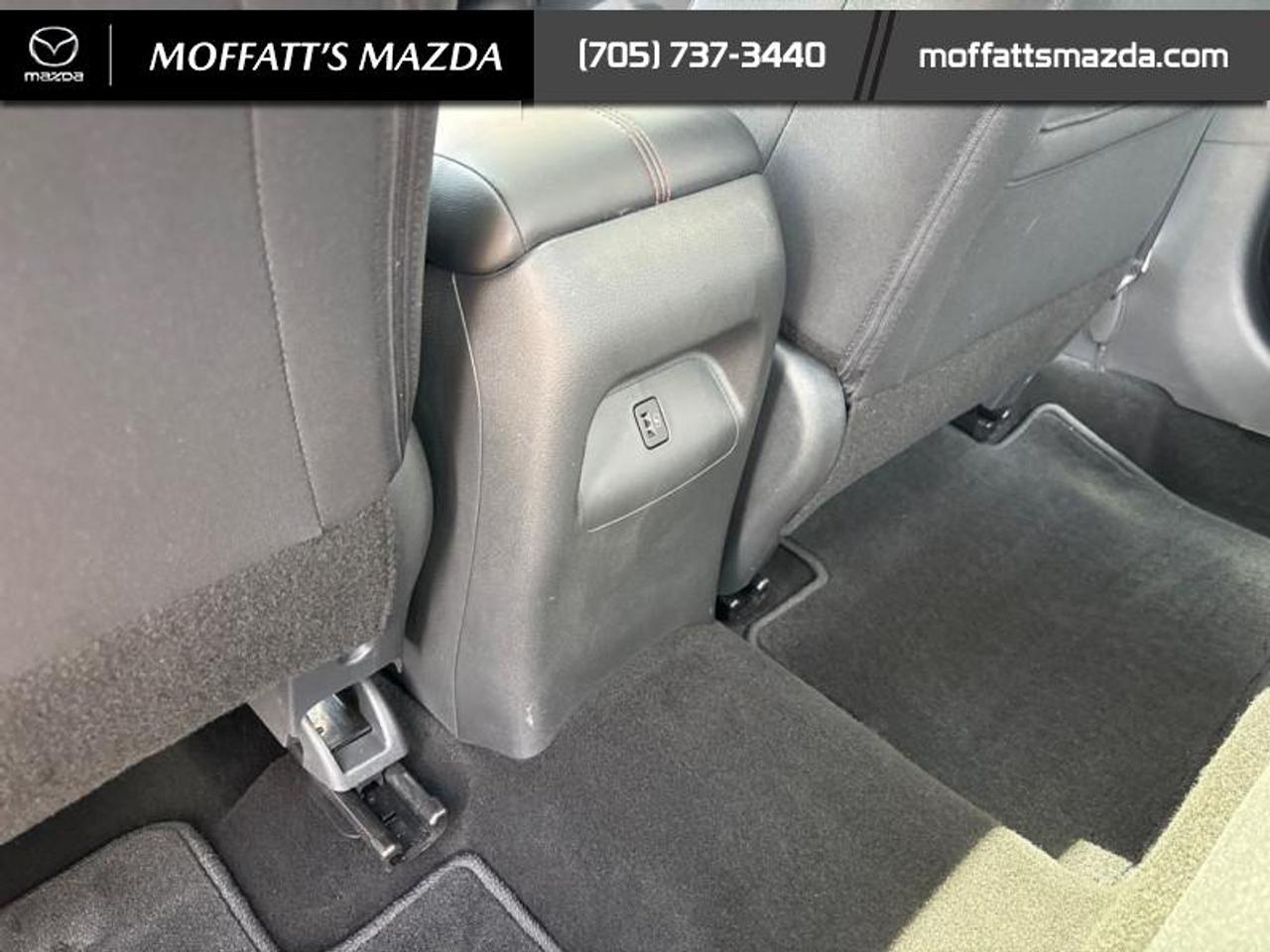 2024 Nissan Sentra SR Photo