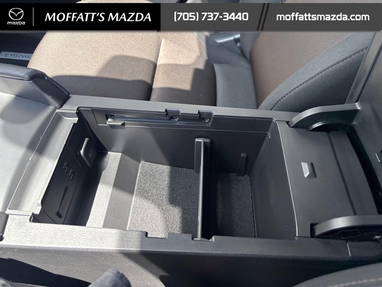 2022 Mazda Mazda3 Sport GS Photo
