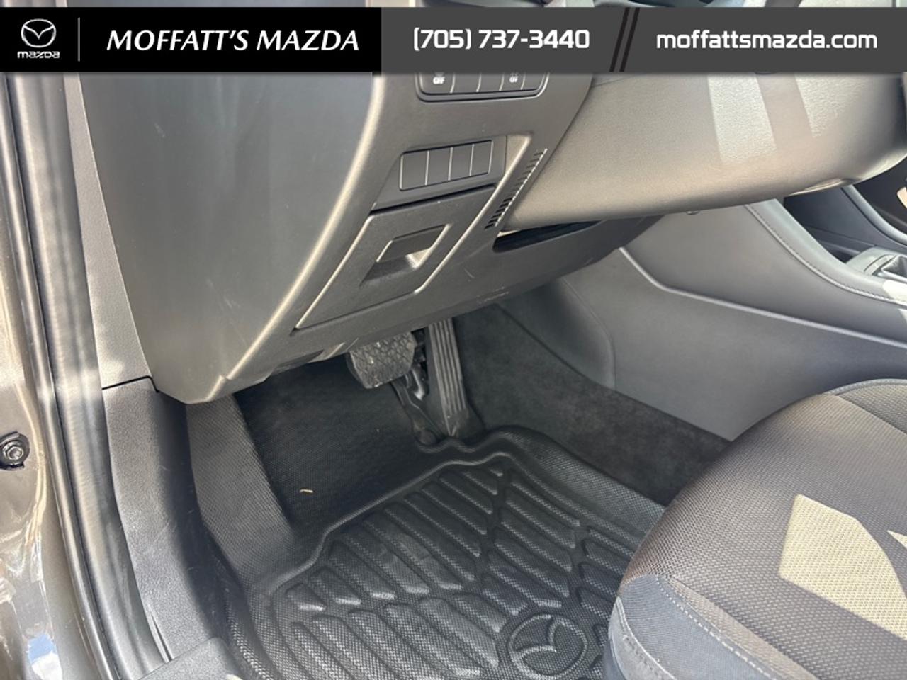 2022 Mazda Mazda3 Sport GS Photo