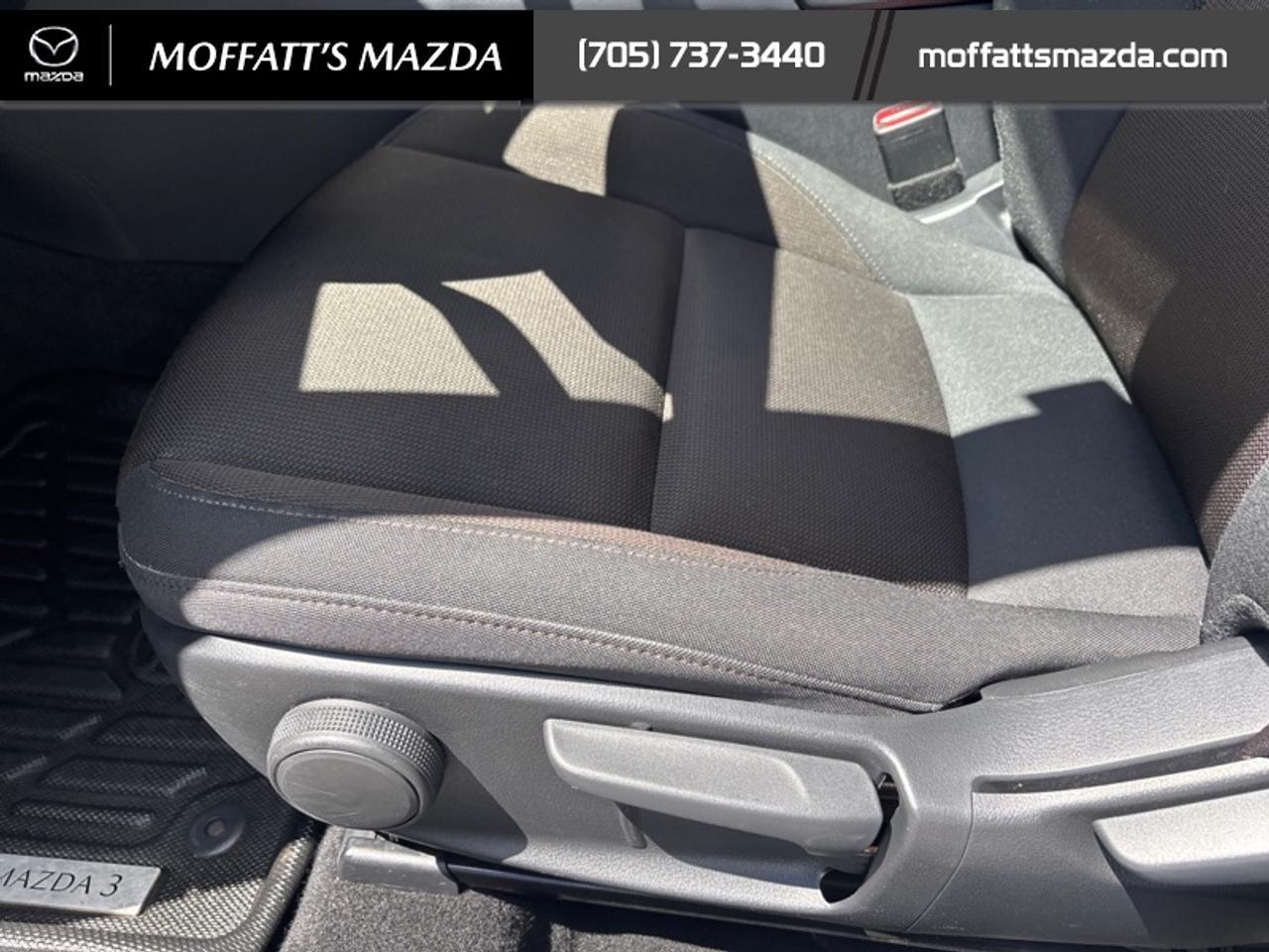 2022 Mazda Mazda3 Sport GS Photo