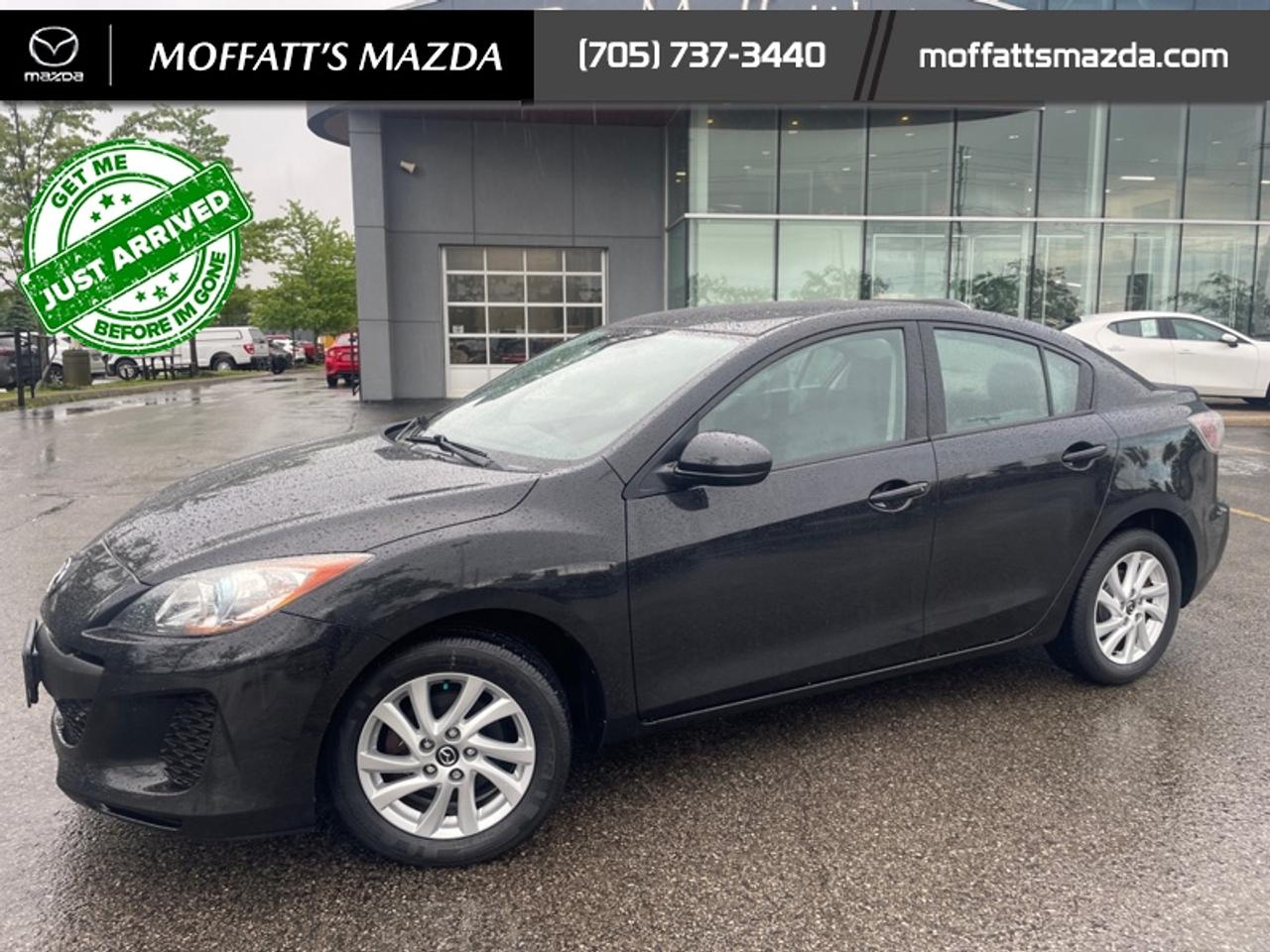 2013 Mazda MAZDA3 GS-SKY Photo