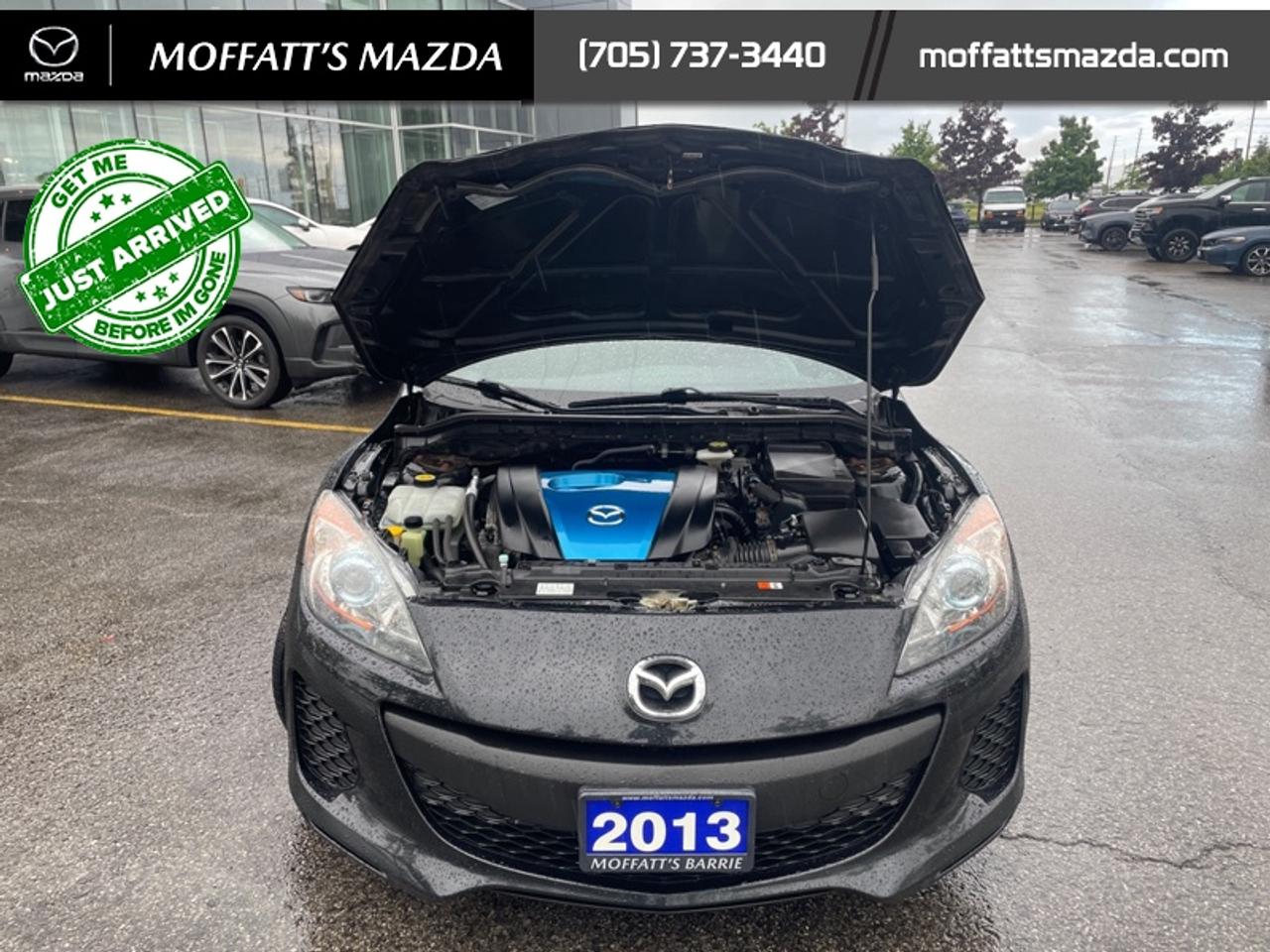 2013 Mazda MAZDA3 GS-SKY Photo
