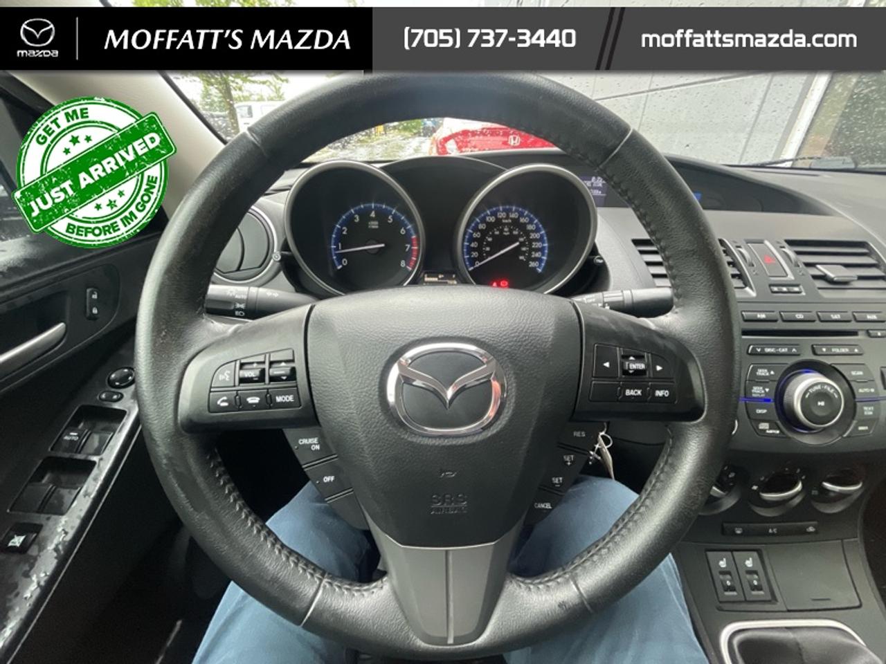 2013 Mazda MAZDA3 GS-SKY Photo