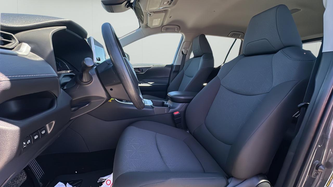 2025 Toyota RAV4 Hybrid  Photo