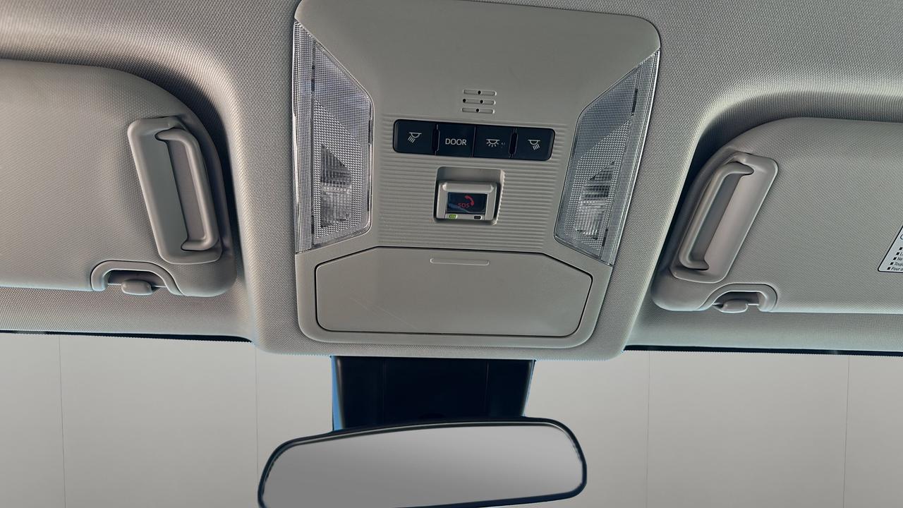 2025 Toyota RAV4 Hybrid  Photo