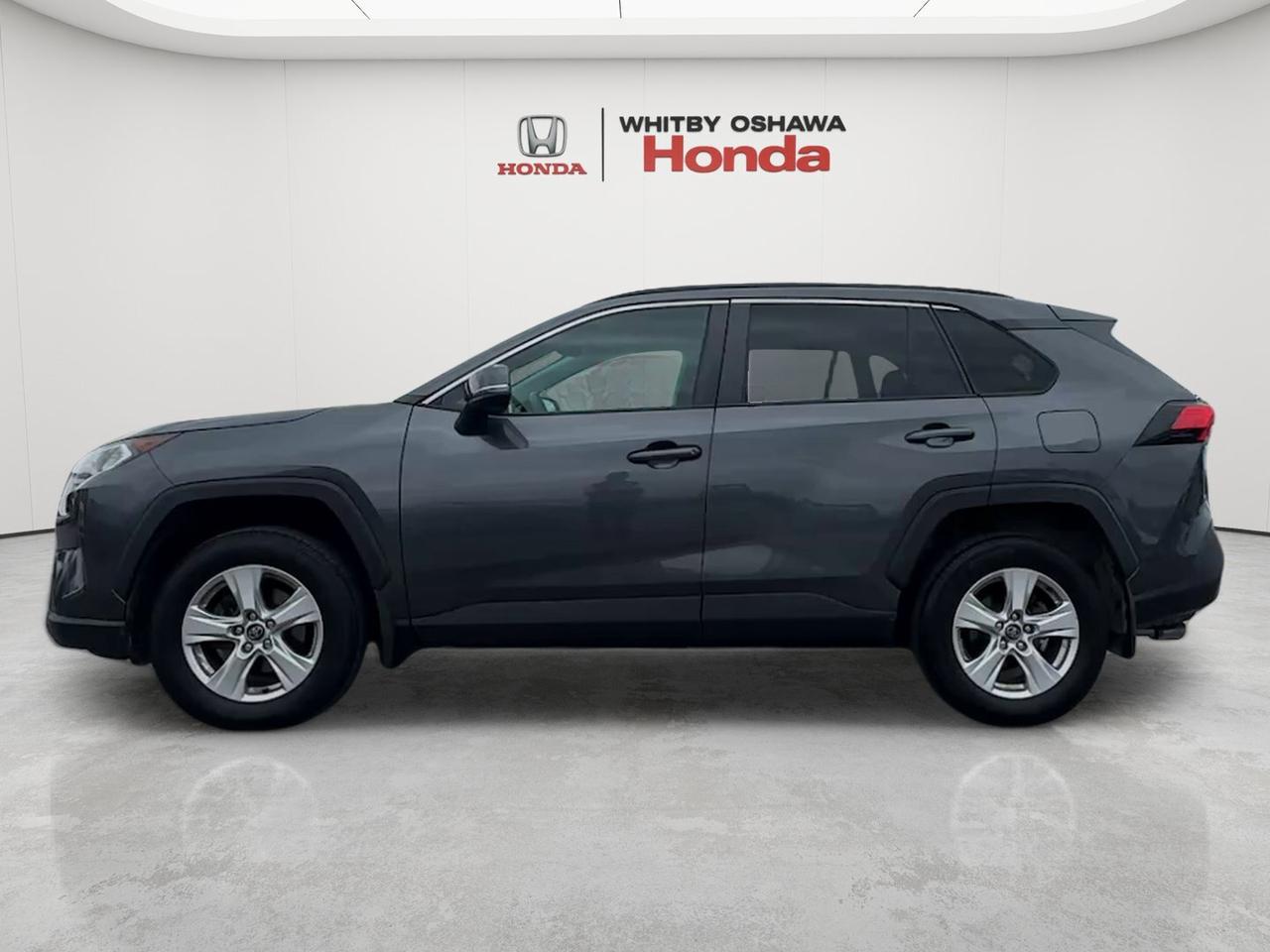 2019 Toyota RAV4 AWD XLE Photo2