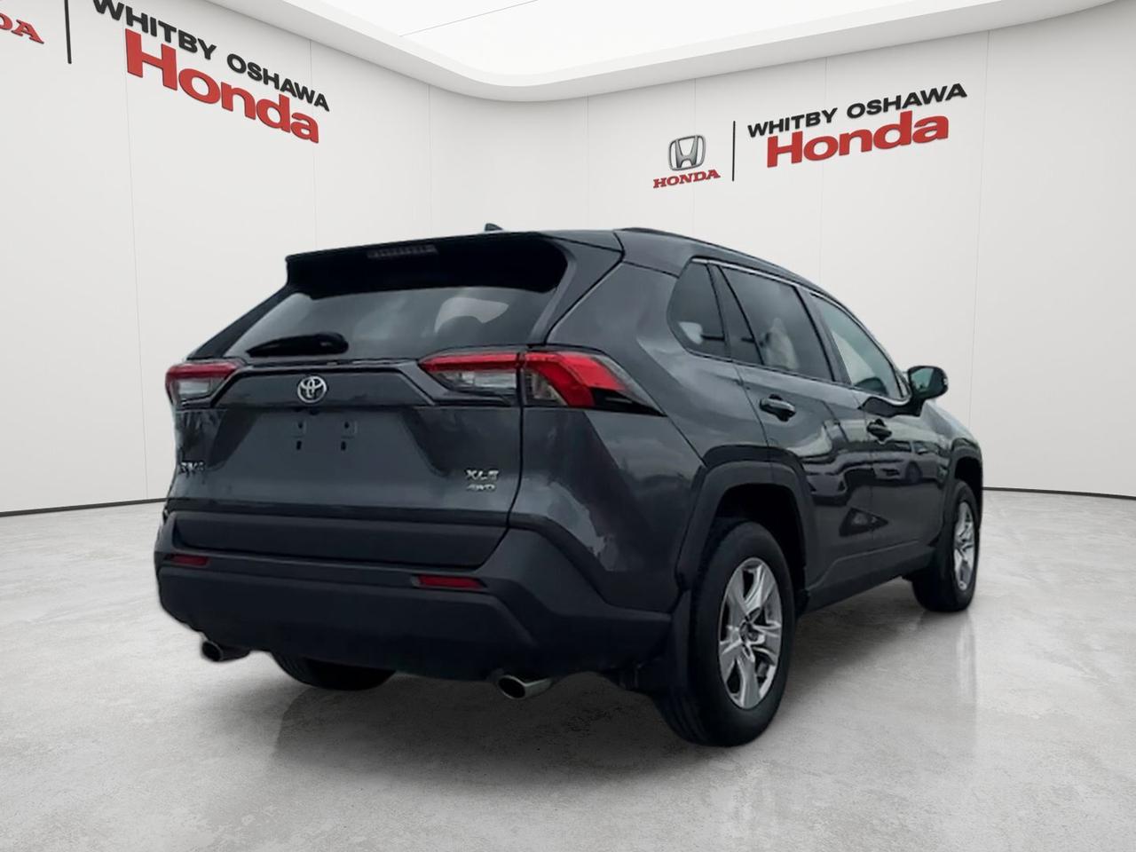 2019 Toyota RAV4 AWD XLE Photo
