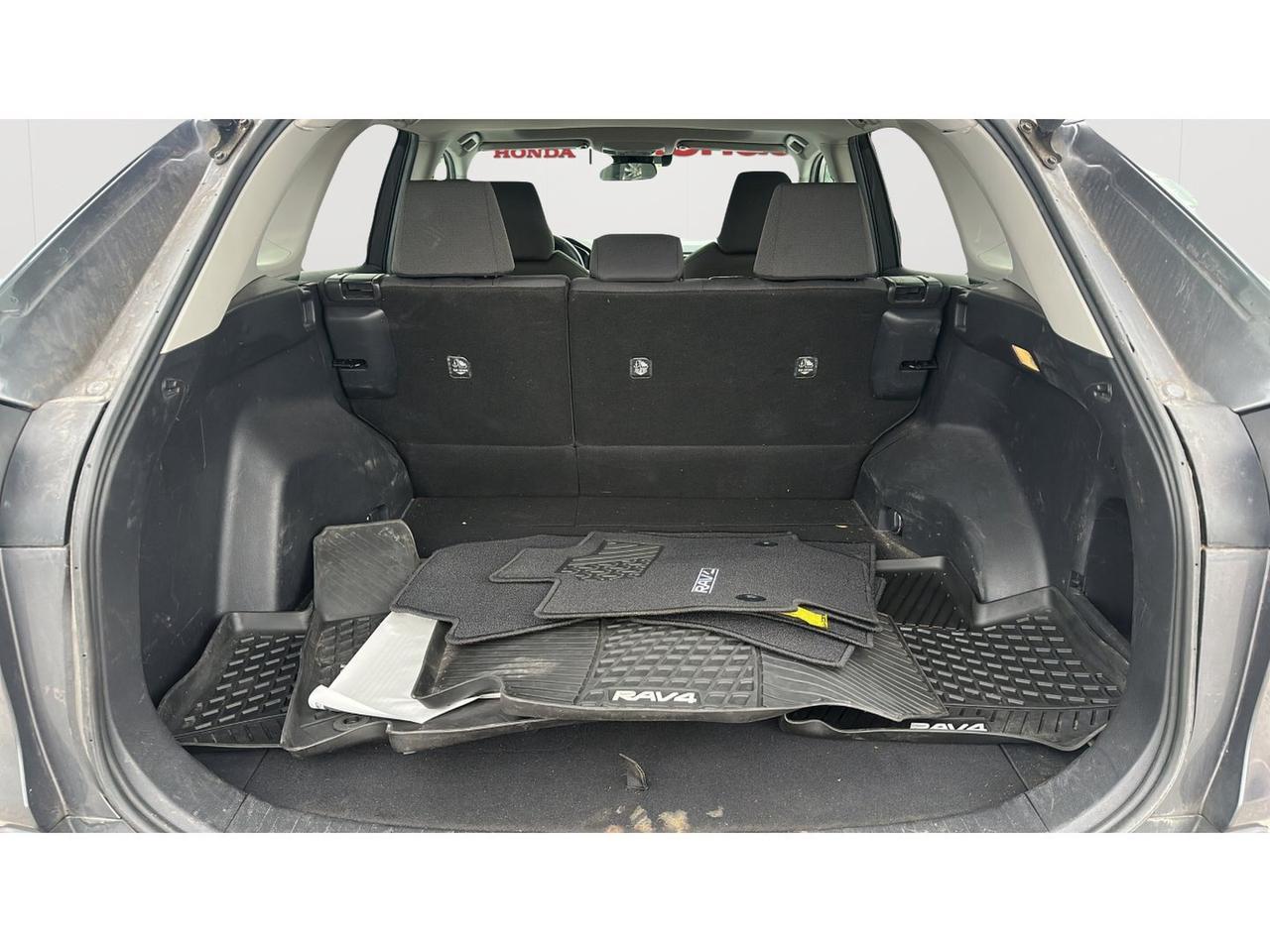 2019 Toyota RAV4 AWD XLE Photo