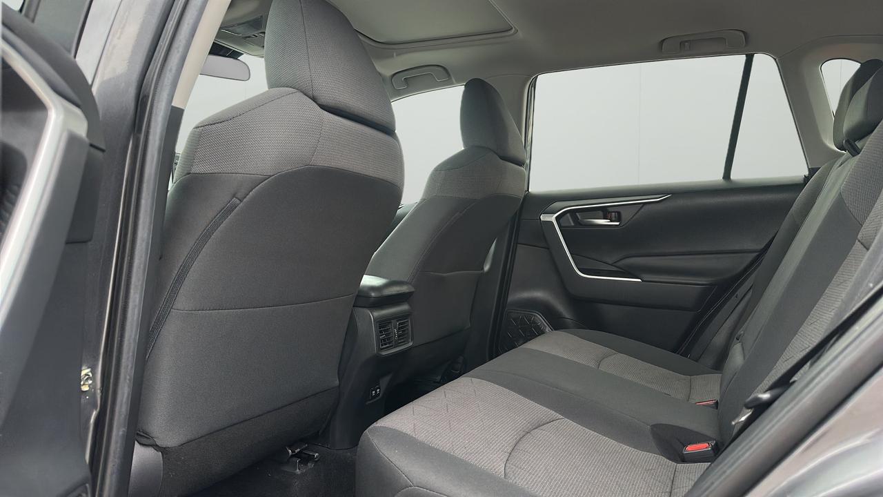 2019 Toyota RAV4 AWD XLE Photo