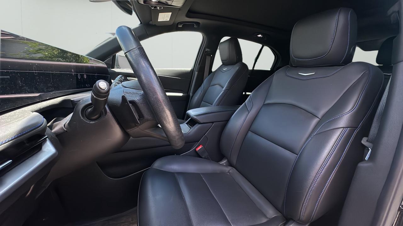 2024 Cadillac XT4 AWD 4dr Sport Photo