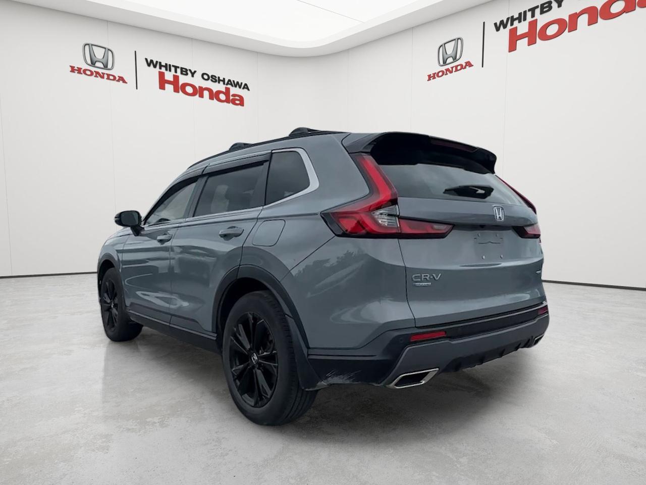 2023 Honda CR-V Hybrid Touring AWD Photo