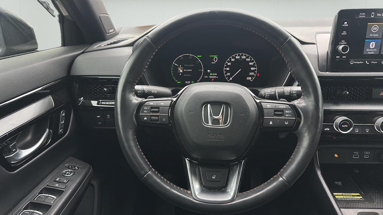 2023 Honda CR-V Hybrid Touring AWD Photo