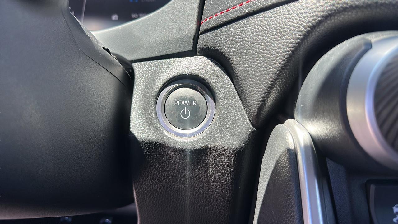 2025 Toyota RAV4 Plug-In Hybrid  Photo