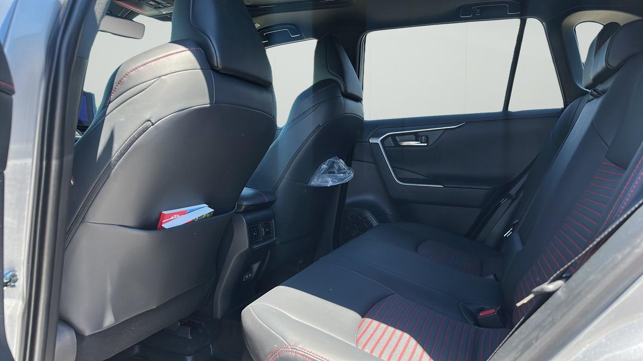 2025 Toyota RAV4 Plug-In Hybrid  Photo