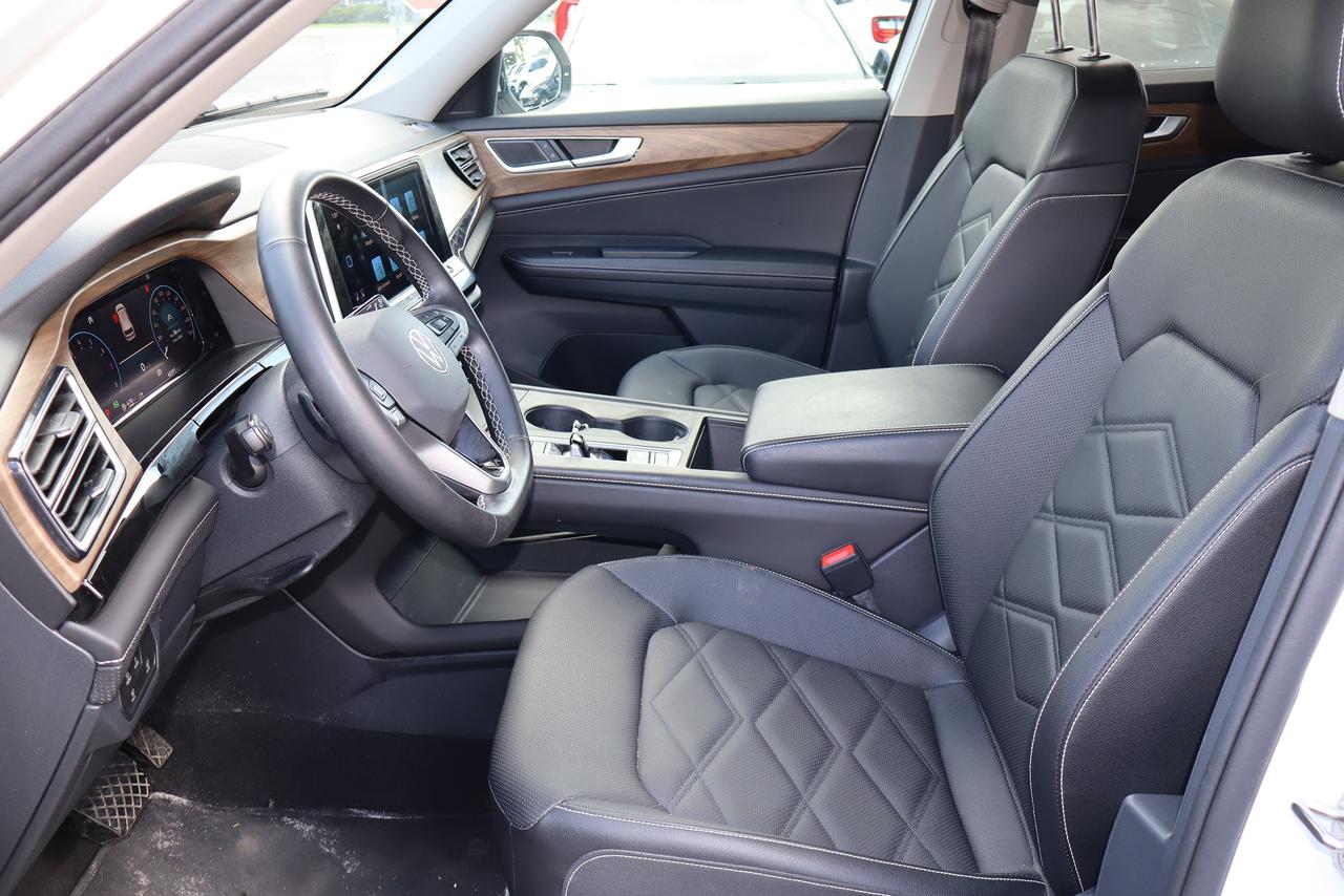 2025 Volkswagen Atlas Comfortline 2.0 TSI 4MOTION Photo