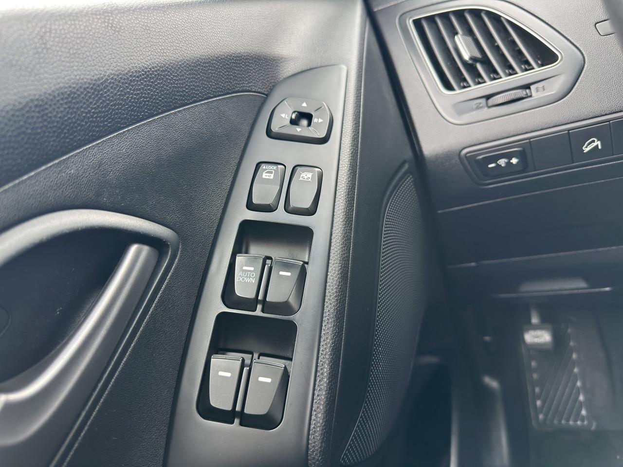 2014 Hyundai Tucson GL | AC | CD | AUX Photo