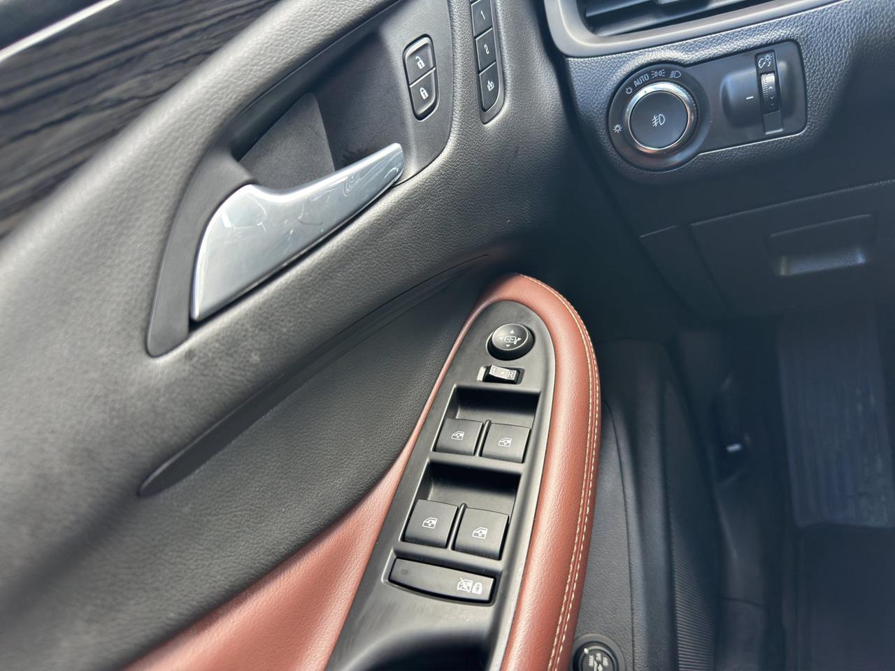 2017 Buick Envision Essence | Reverse Cam | Heated Seats Photo