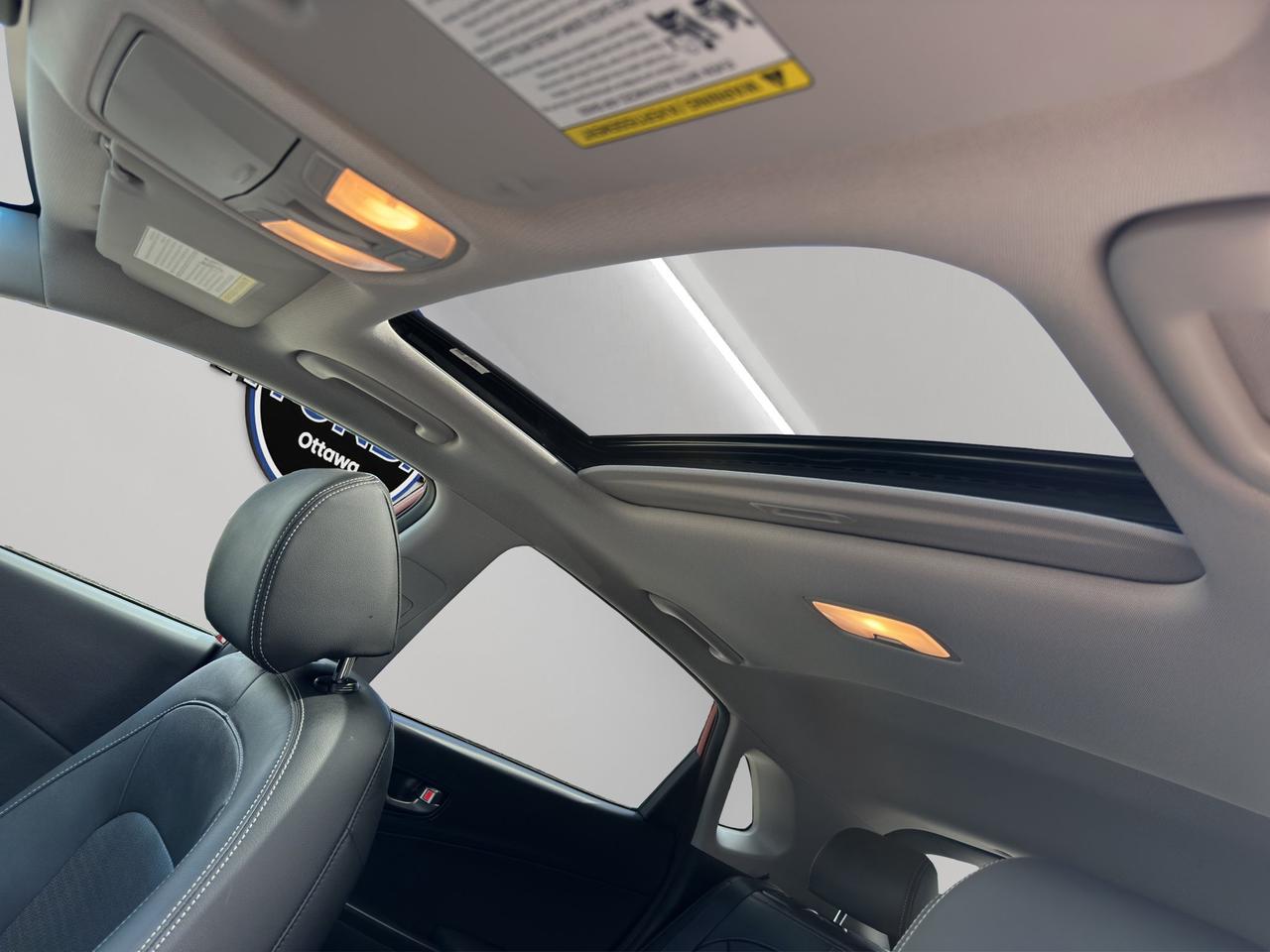 2021 Hyundai KONA Luxury | Reverse Cam | Heated Seats Photo