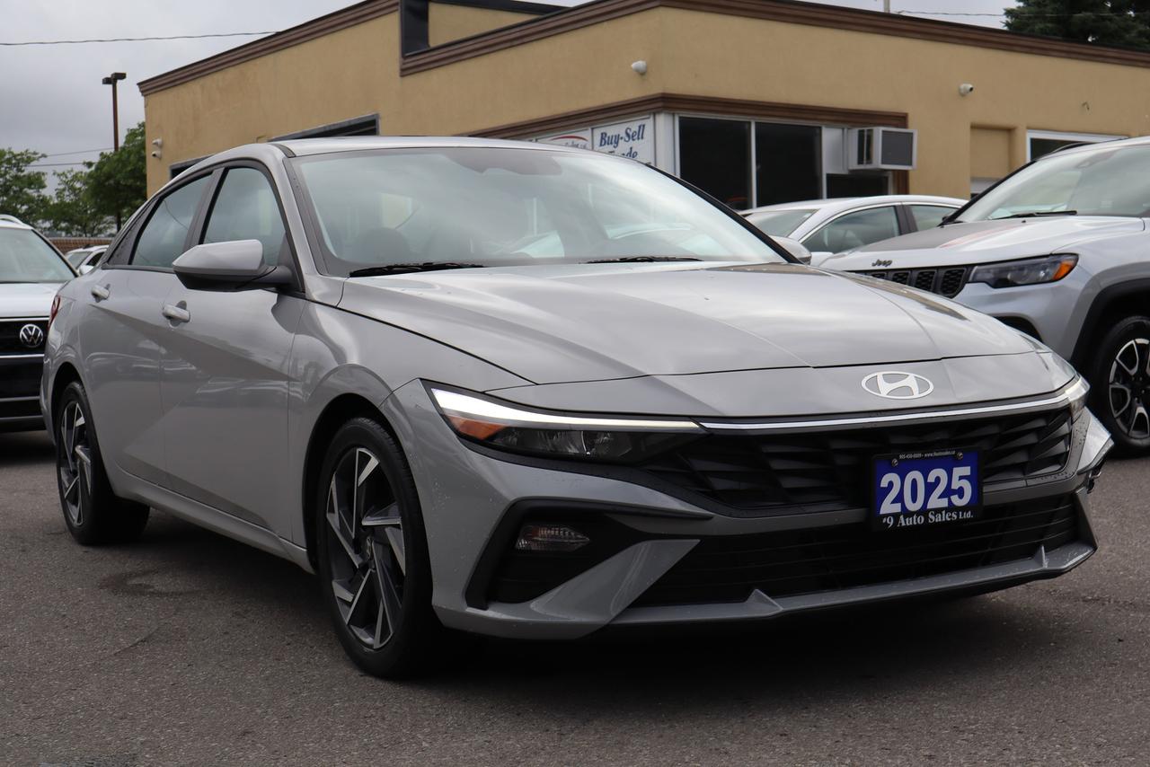 2025 Hyundai Elantra Preferred IVT w/Tech Pkg with sunroof Photo