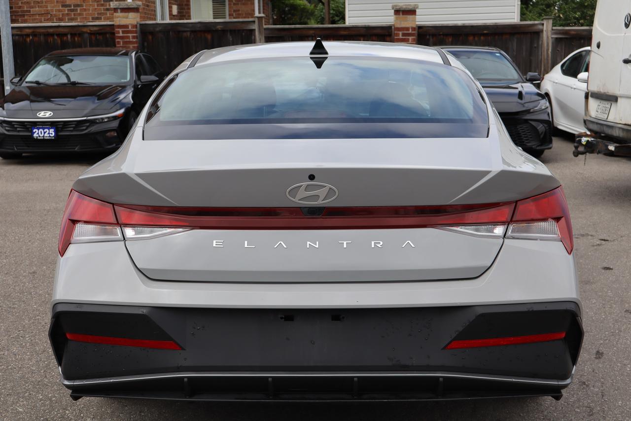 2025 Hyundai Elantra Preferred IVT w/Tech Pkg with sunroof Photo