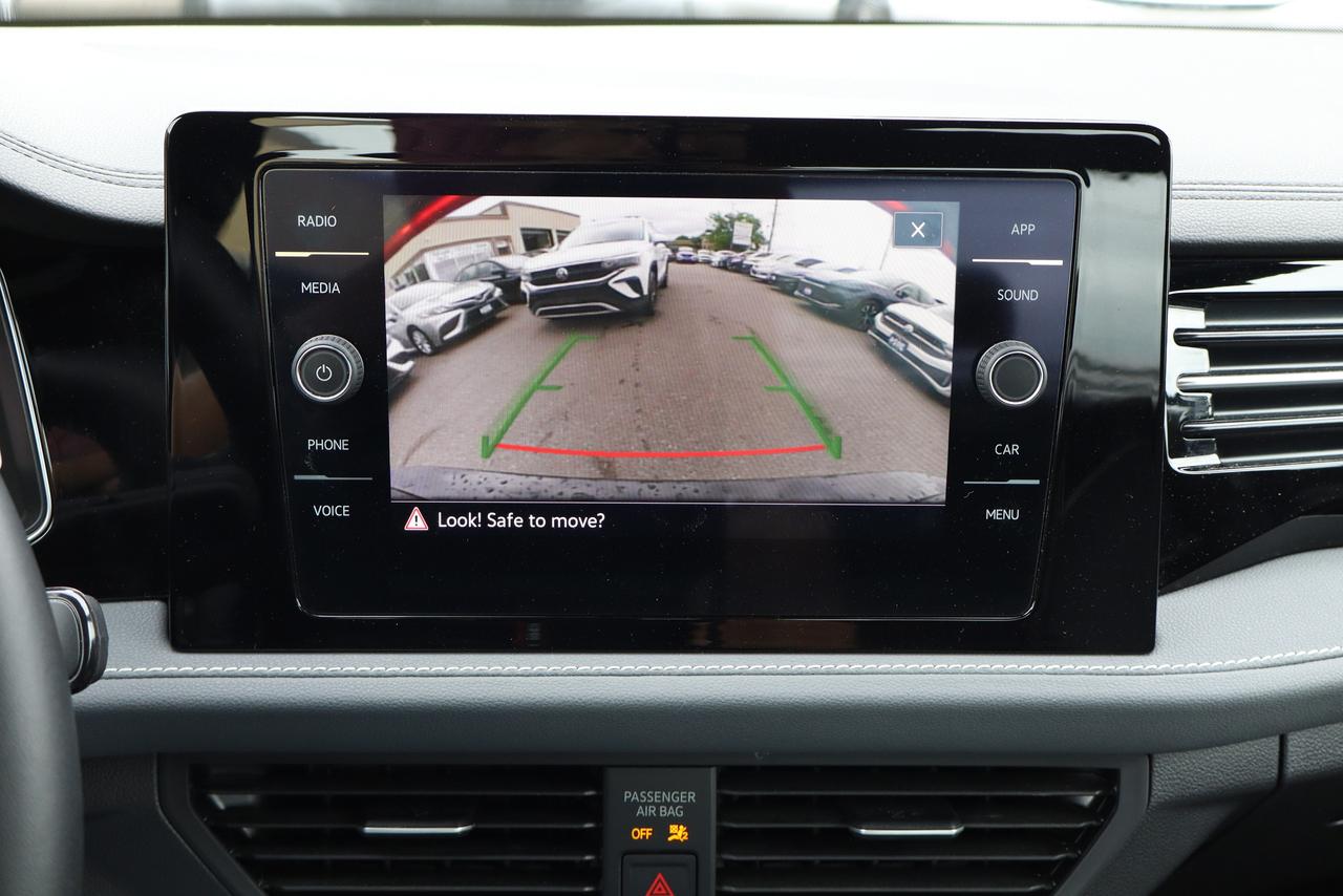 2025 Volkswagen Jetta Comfortline AUTO Photo