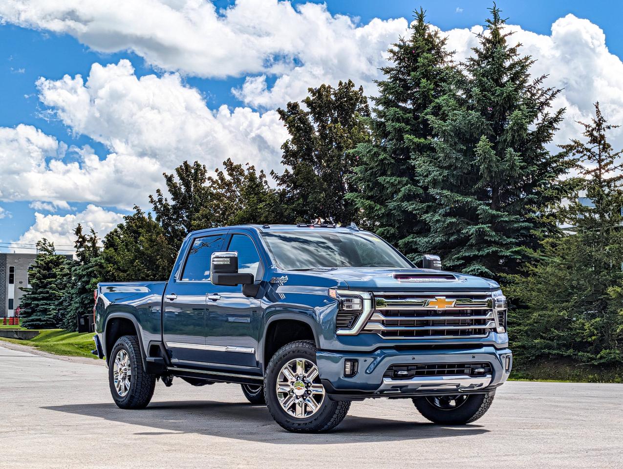 2026 Chevrolet Silverado 3500HD High Country Photo2