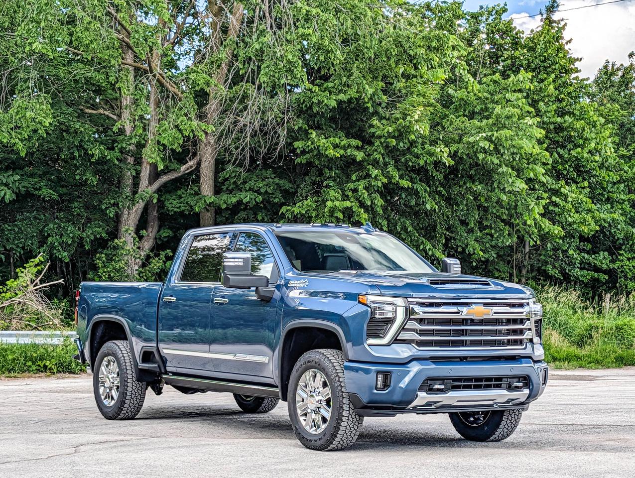 2026 Chevrolet Silverado 3500HD High Country Photo