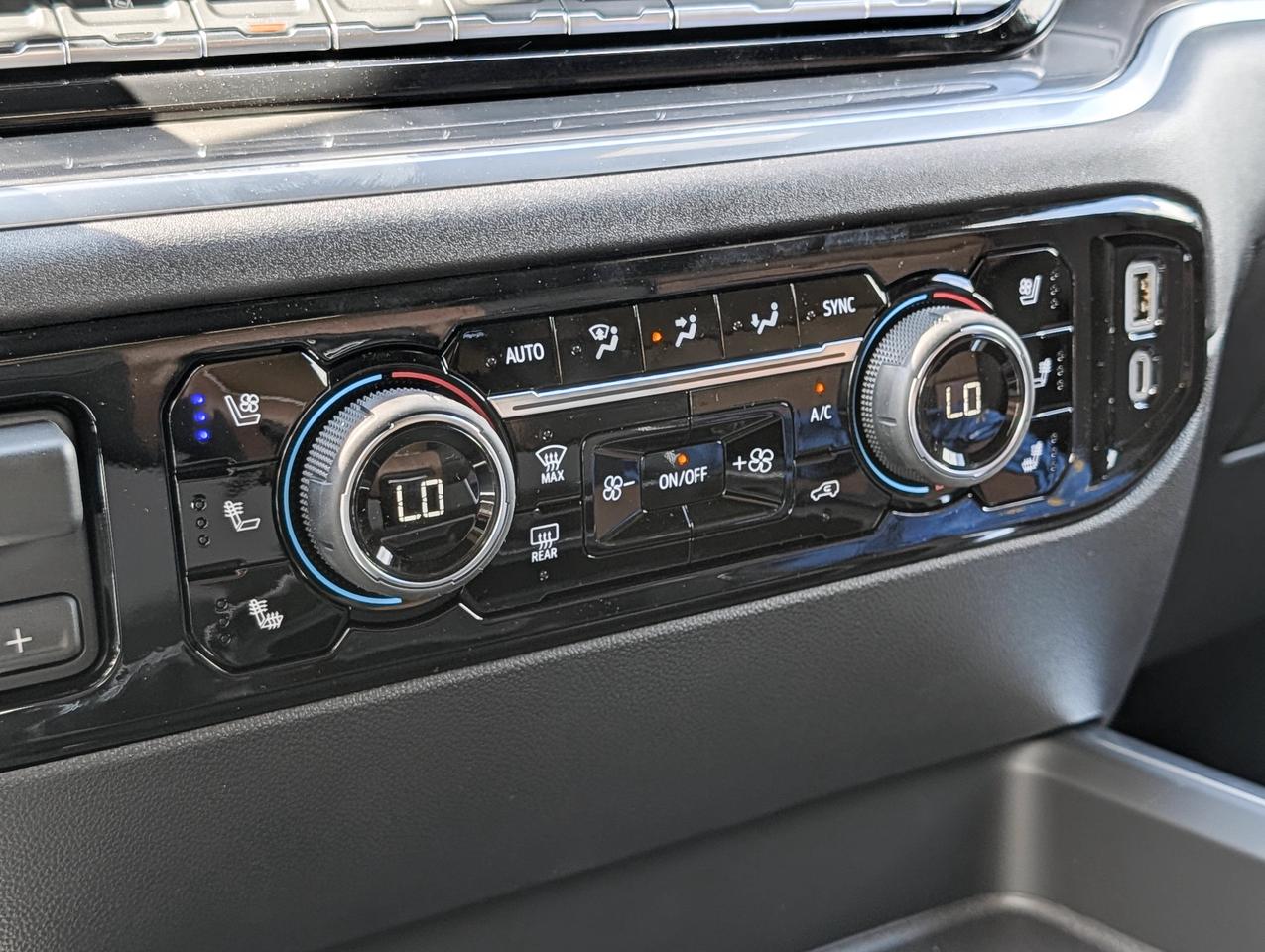 2026 Chevrolet Silverado 3500HD High Country Photo