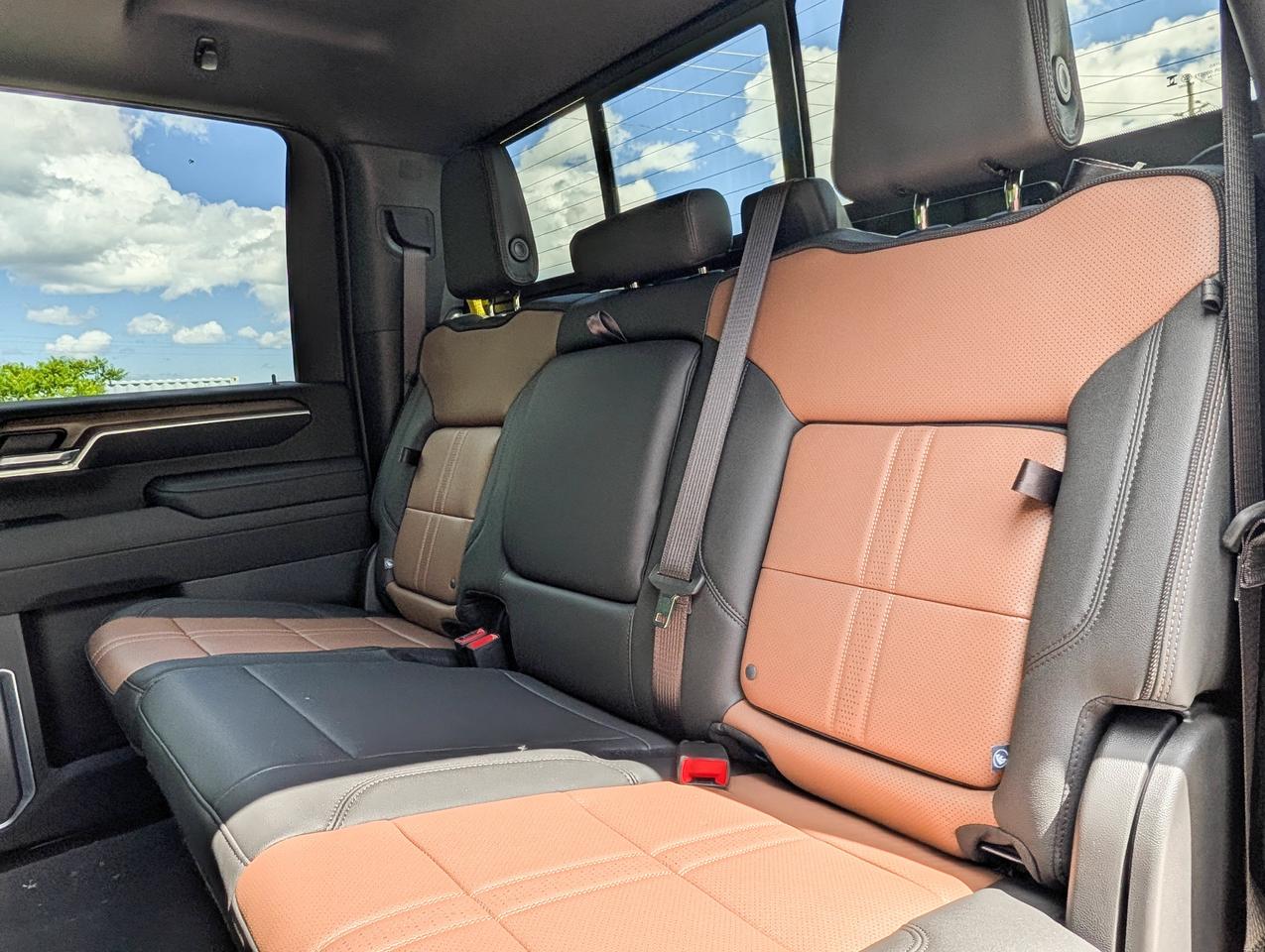 2026 Chevrolet Silverado 3500HD High Country Photo