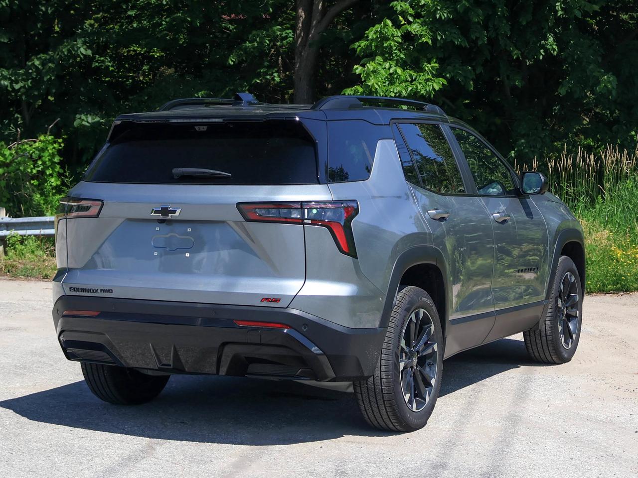 2027 Chevrolet Equinox AWD RS Photo