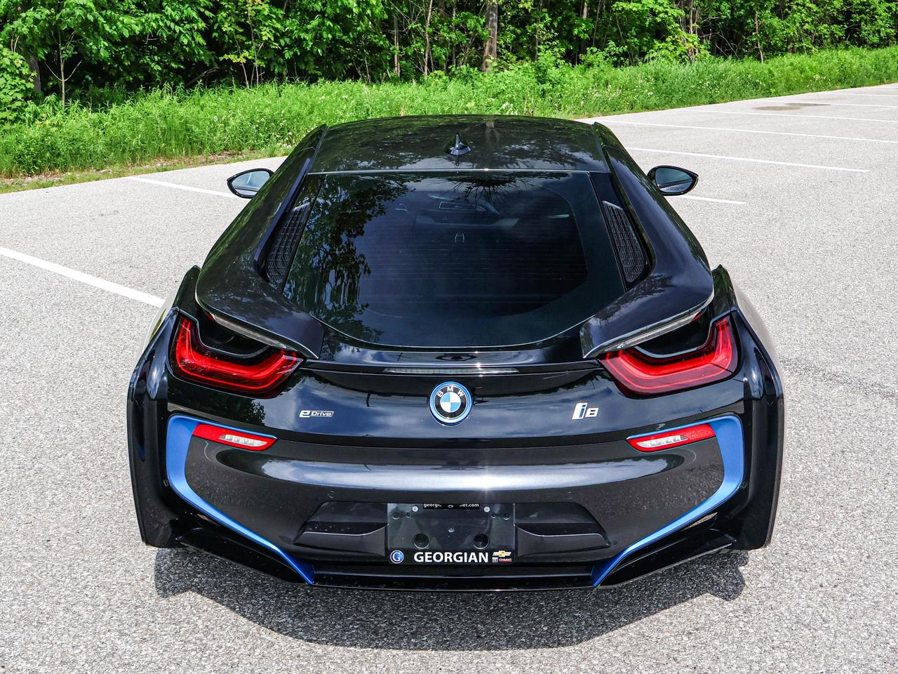 2015 BMW i8  Photo