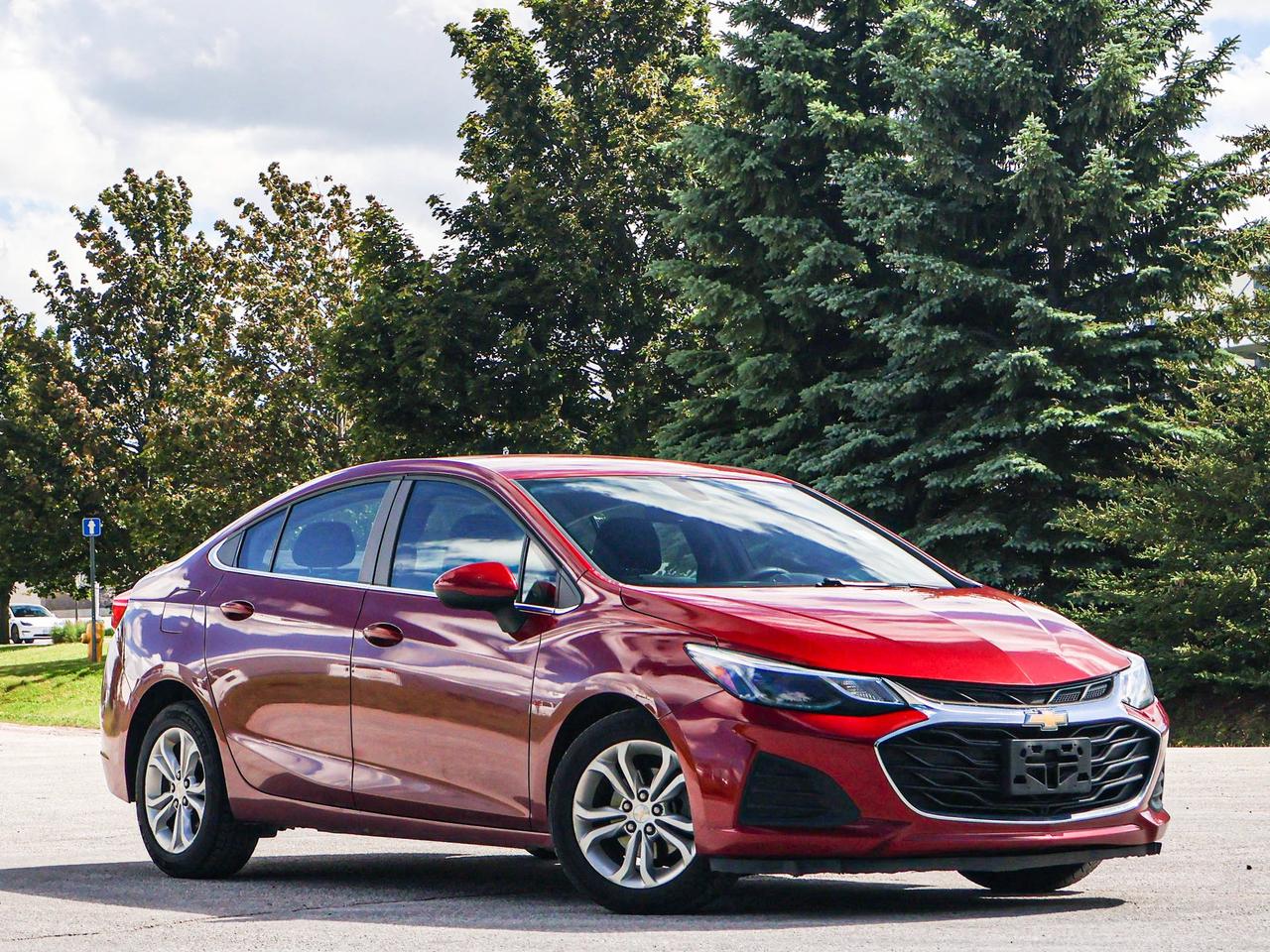 2019 Chevrolet Cruze LT Photo