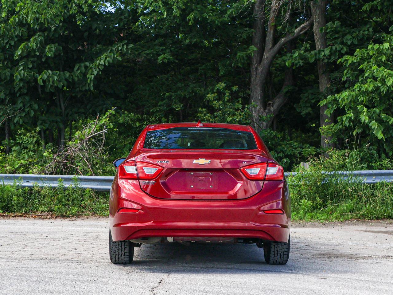 2019 Chevrolet Cruze LT Photo