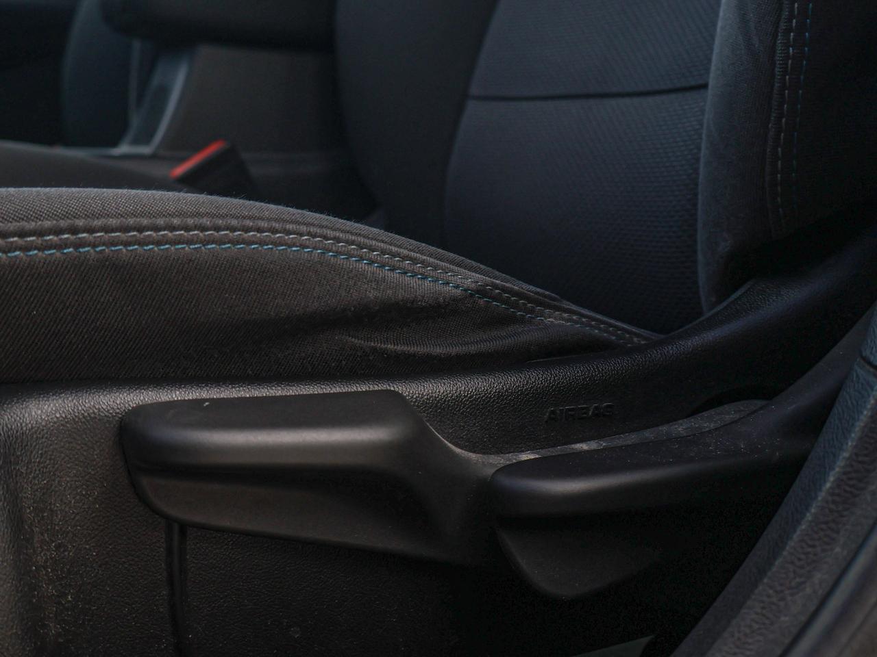 2019 Chevrolet Cruze LT Photo