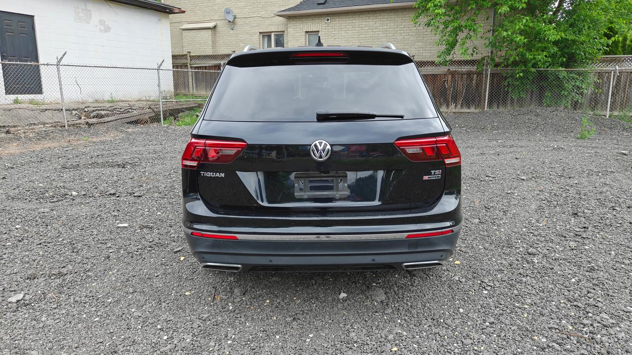 2018 Volkswagen Tiguan RARE 7 Passenger Highline Photo4