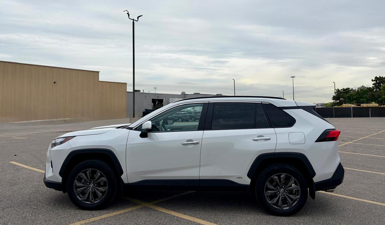 2024 Toyota RAV4 Hybrid Limited AWD Photo