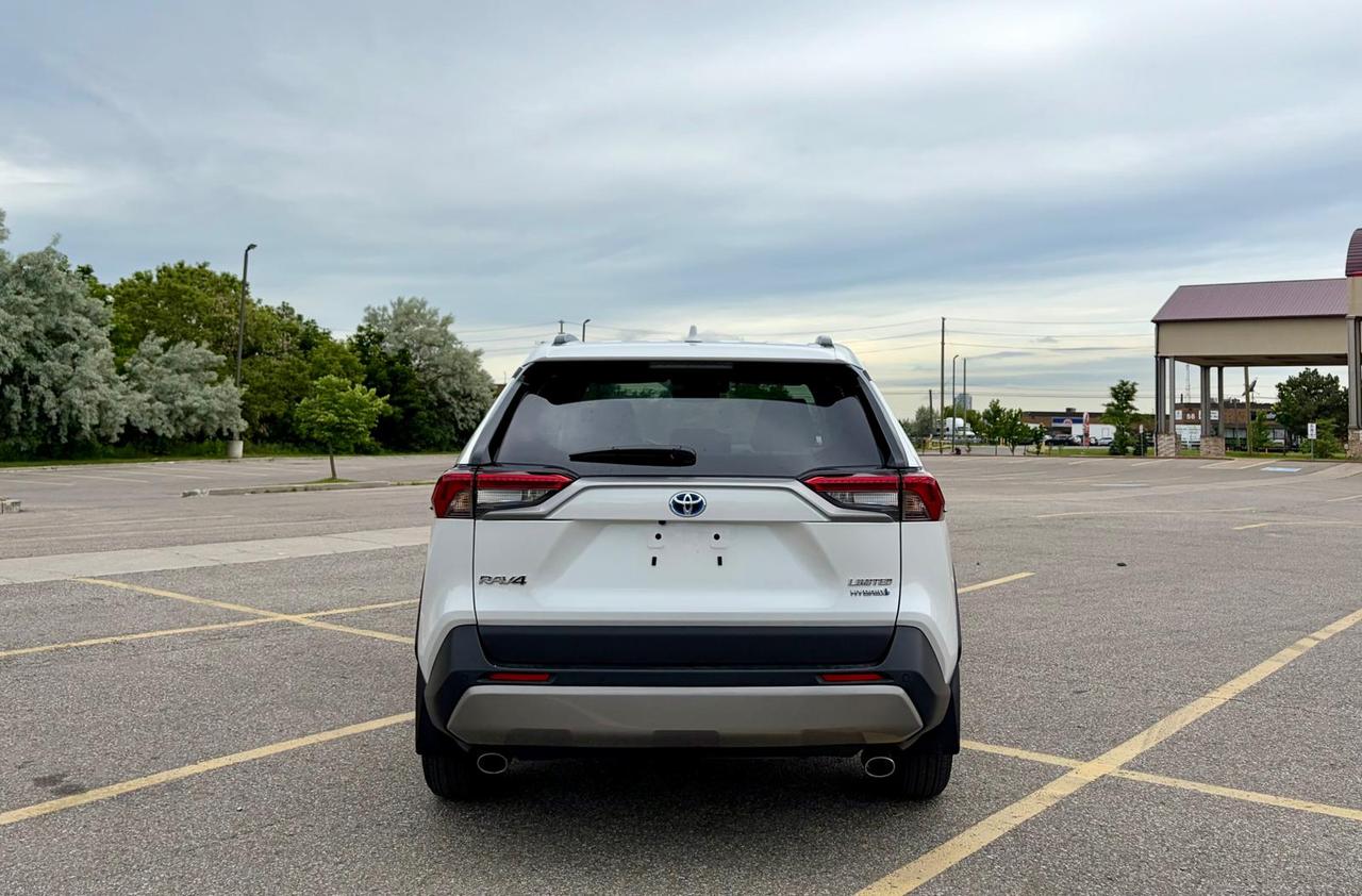 2024 Toyota RAV4 Hybrid Limited AWD Photo