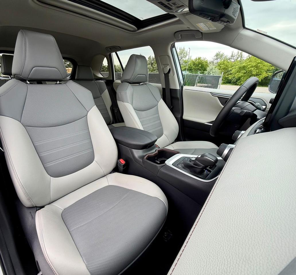 2024 Toyota RAV4 Hybrid Limited AWD Photo