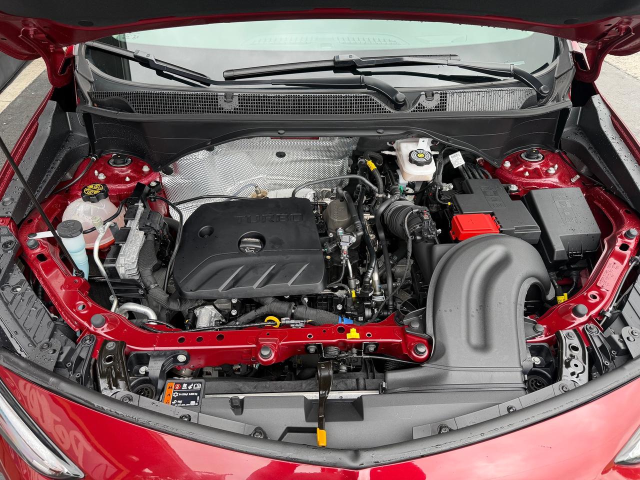 2024 Buick Encore GX AWD 4dr Sport Touring Photo