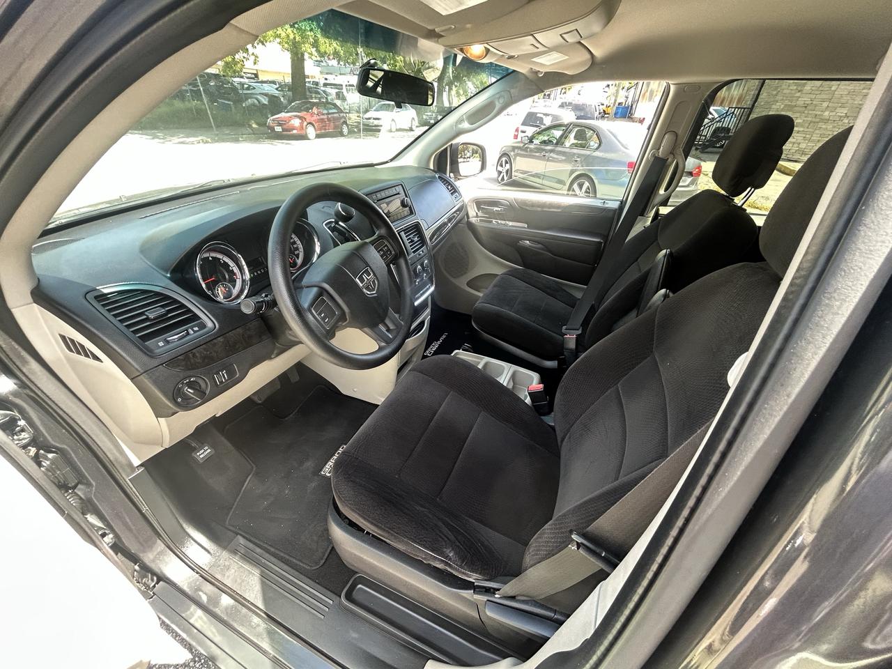 2012 Dodge Grand Caravan 4dr Wgn SXT - Photo #14