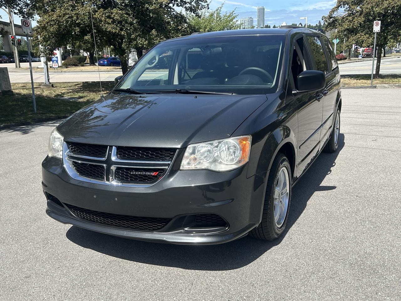 2012 Dodge Grand Caravan 4dr Wgn SXT Photo