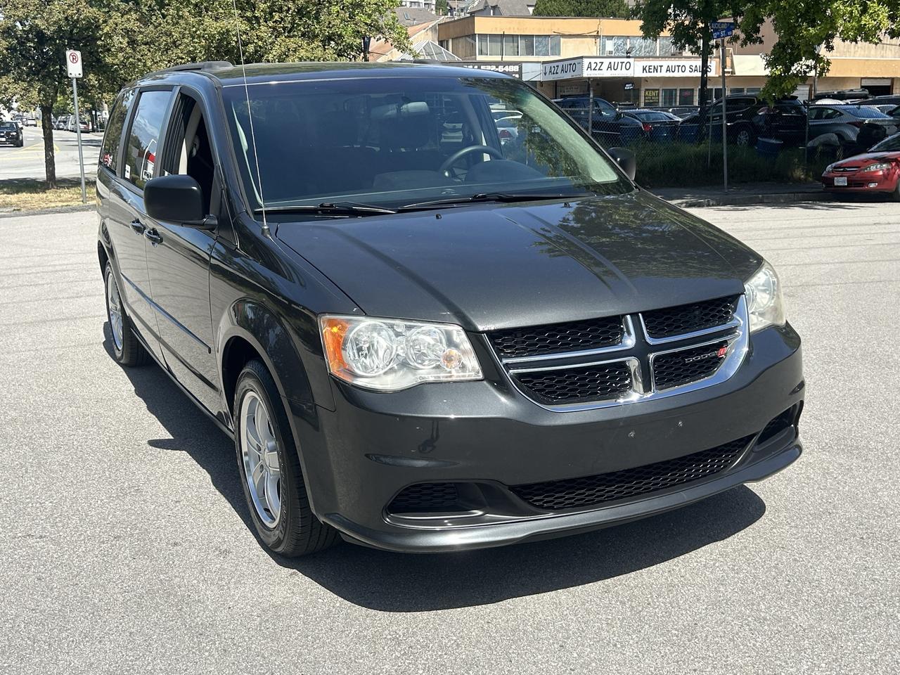 2012 Dodge Grand Caravan 4dr Wgn SXT - Photo #4