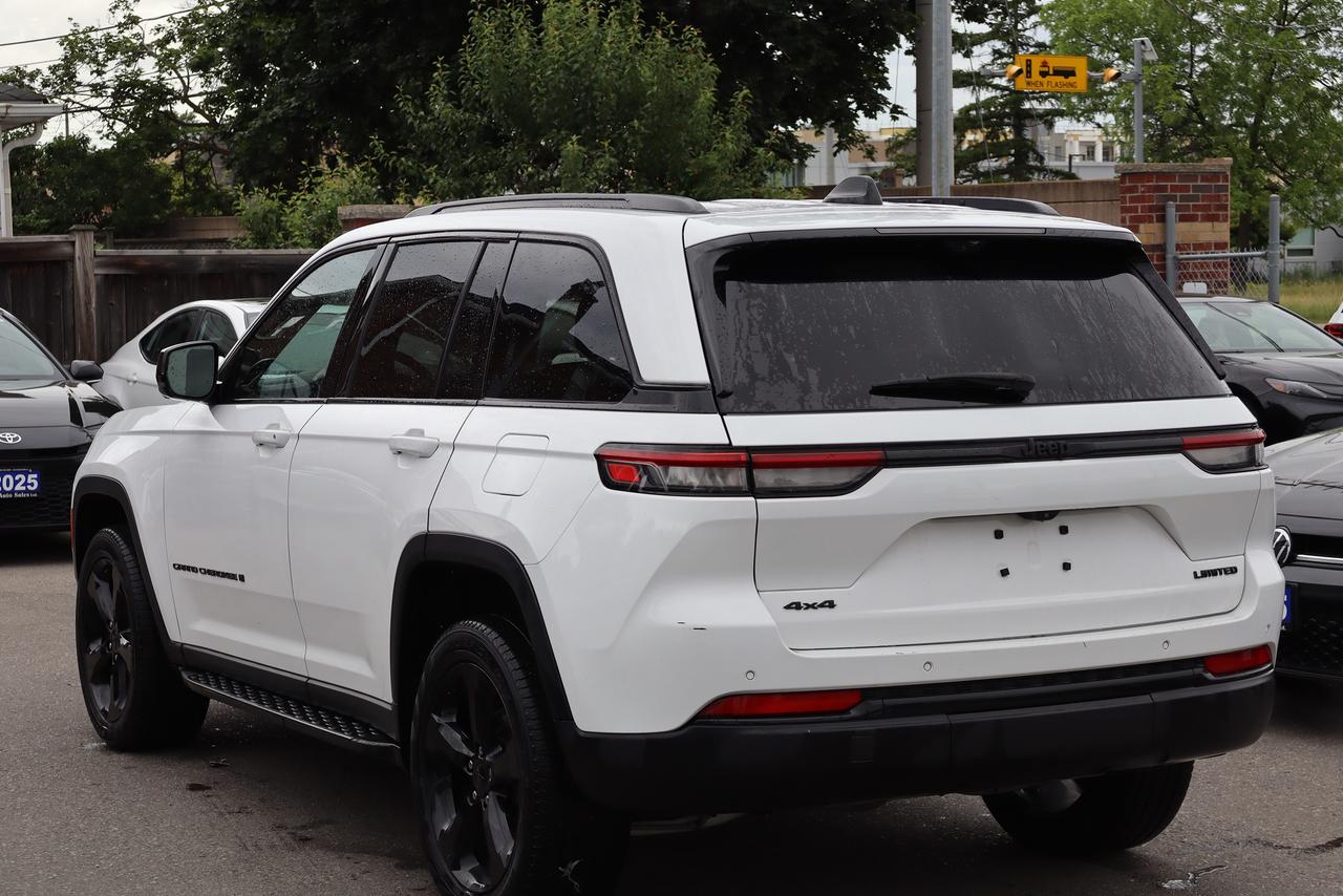 2024 Jeep Grand Cherokee LIMITED 4X4 Photo