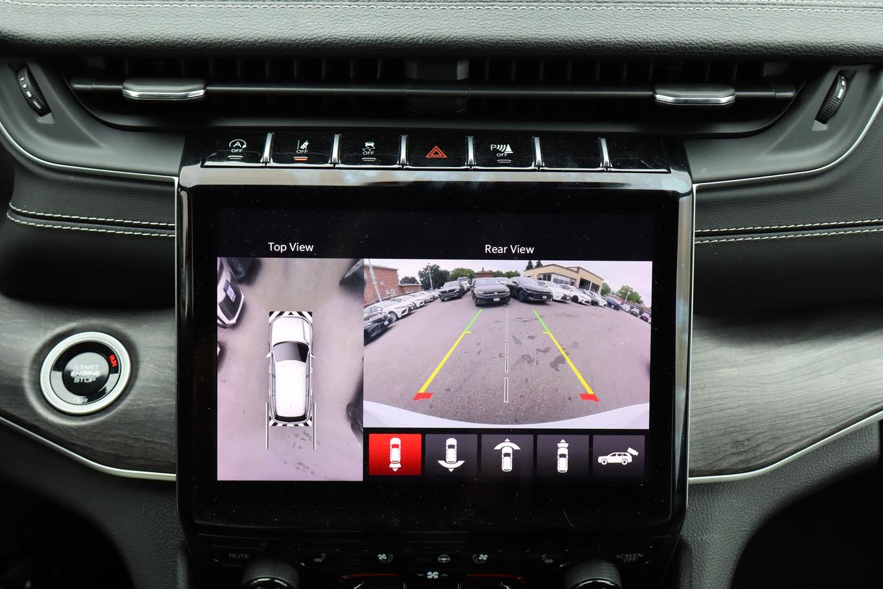 2024 Jeep Grand Cherokee LIMITED 4X4 Photo