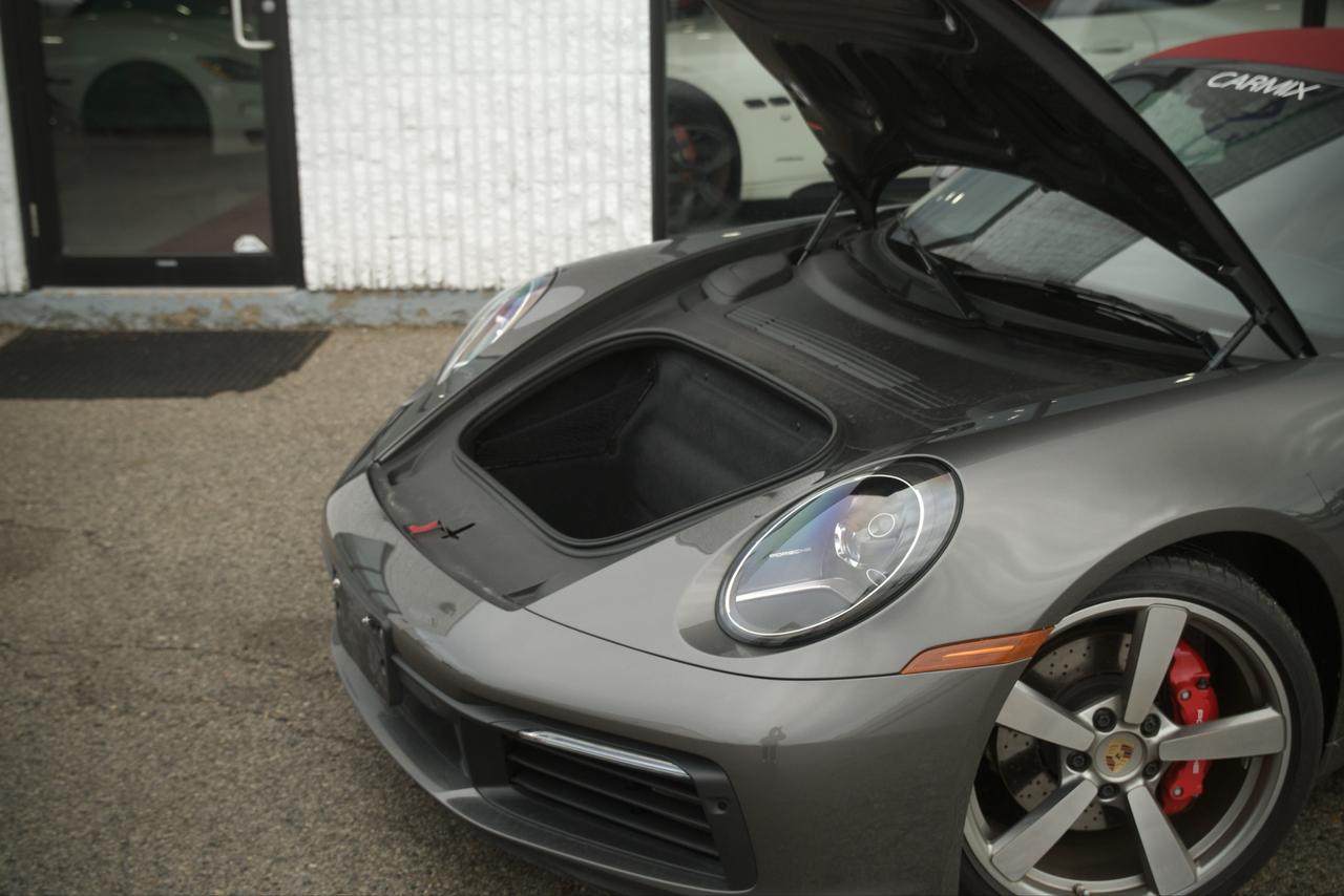 2024 Porsche 911 Targa Targa 4S Photo