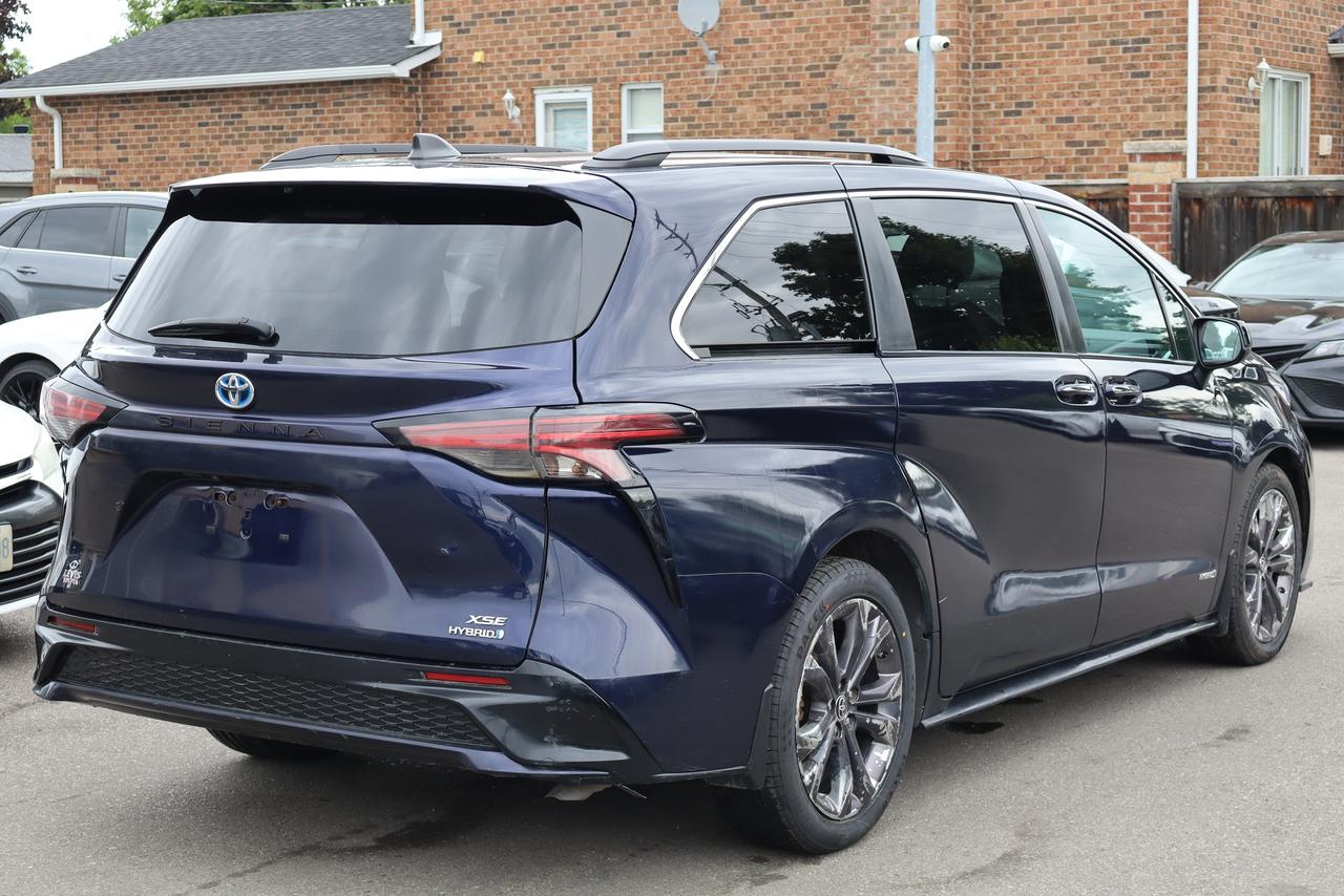 2021 Toyota Sienna XSE 7 PASSNGER Photo